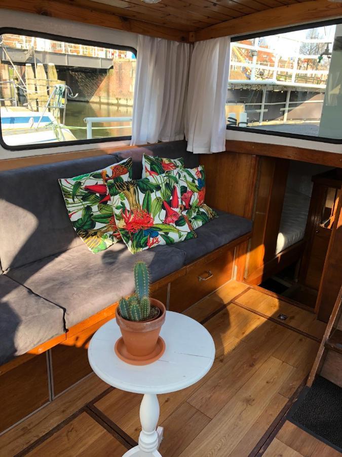 Hotel Boot & Breakfast - Slapen Op Het Water Enkhuizen Exterior foto